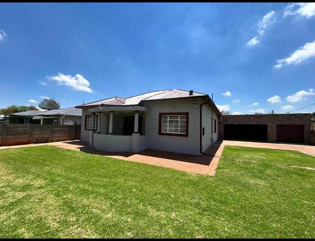 4 BEDROOM HOUSE FOR SALE IN DALVIEW